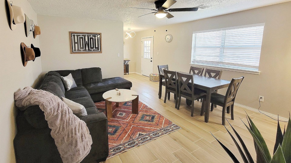 Norman House | DiscO-homa, Hot tub, Arcade 1.5 mile to OU stadium