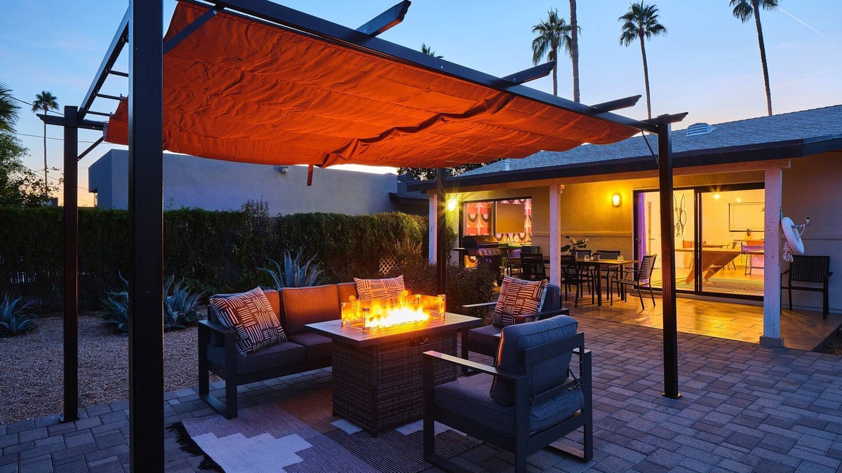 South Scottsdale Cottage | Disco in the Desert - Walk 2 Old Town - Pool Heat Available