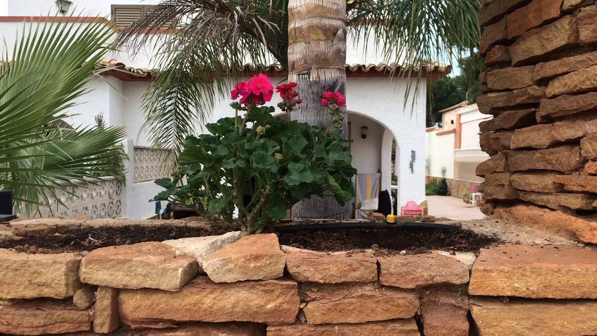 Les Deveses House | Discount for rent 4 weeks