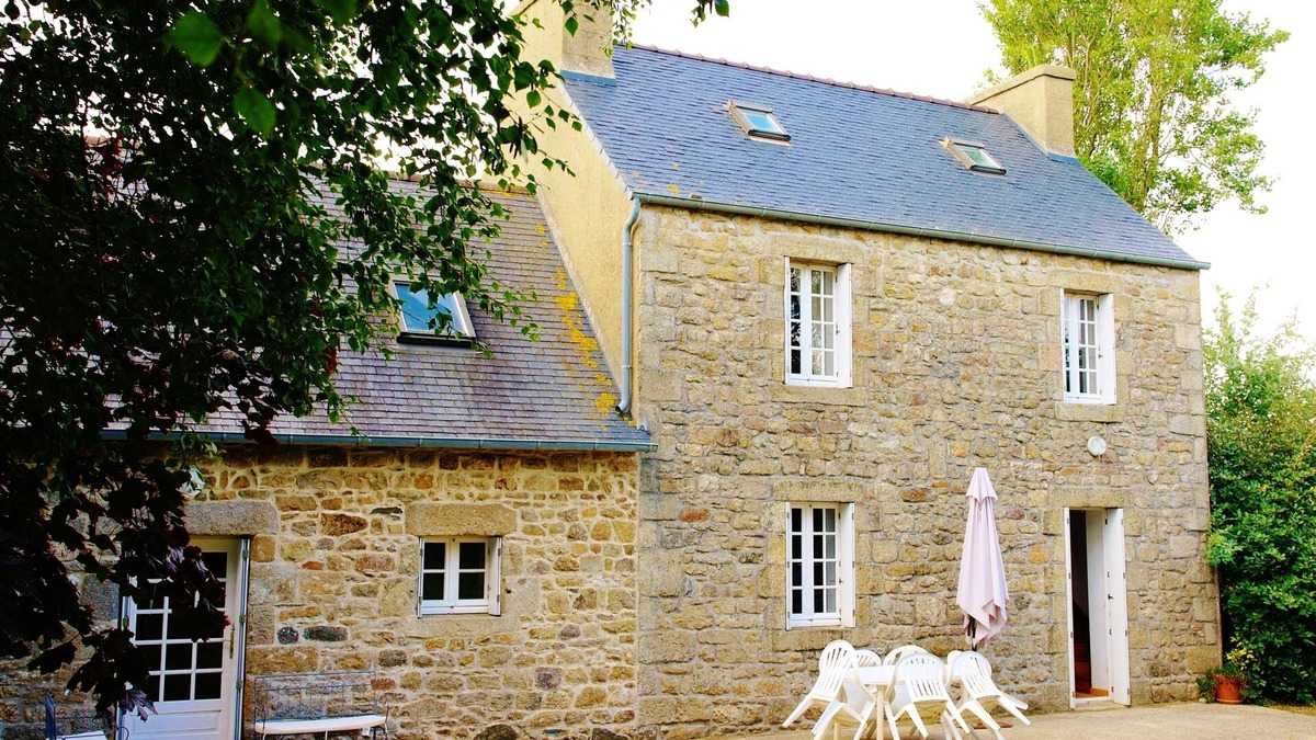 Plounevez-Lochrist House | DISCOUNT - Modern house with charm between sea and countryside