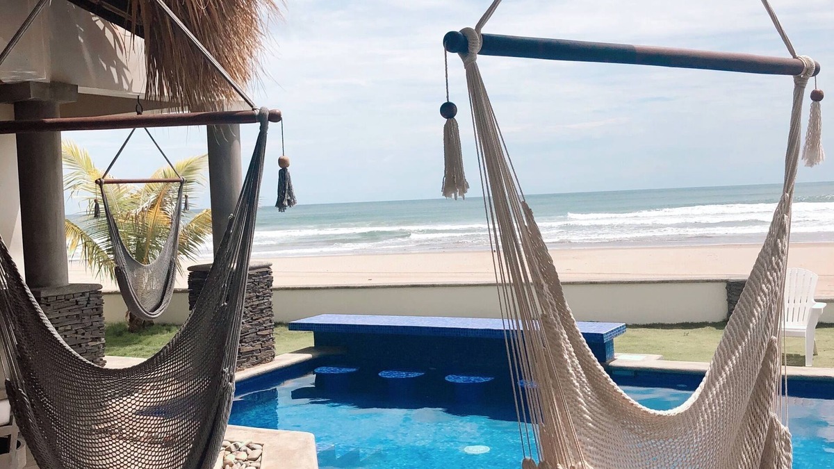 Popoyo House | DISCOUNTED - BR/4 Bath Luxury Beachfront House - Casa Perla, Playa Guasacate