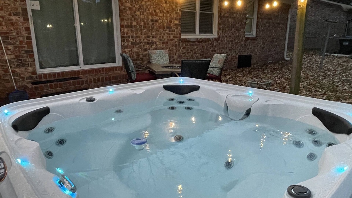Ladson House | Discounted Charleston Hot Tub Patio Hammock