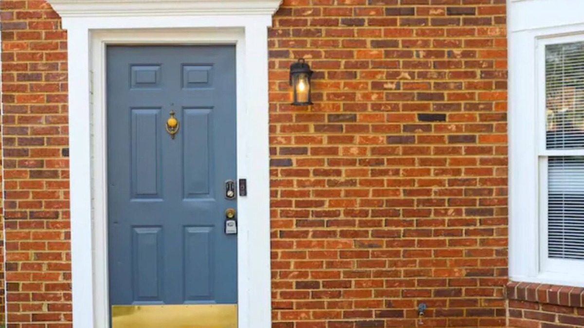 Riverdale House | Discounted Gorgeous 2 bed/2.5 bathroom Townhome