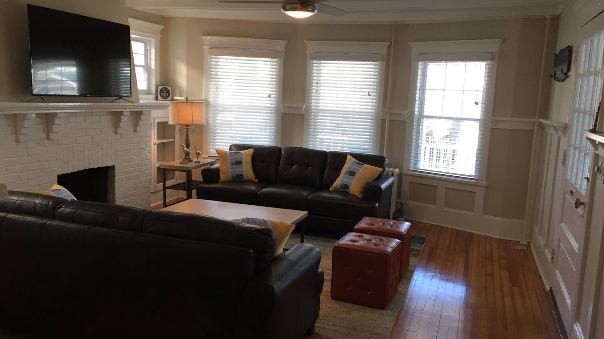 Atlantic City House | Discounted Summer Weeks Still Available! Steps to the beach Off-Street Parking!