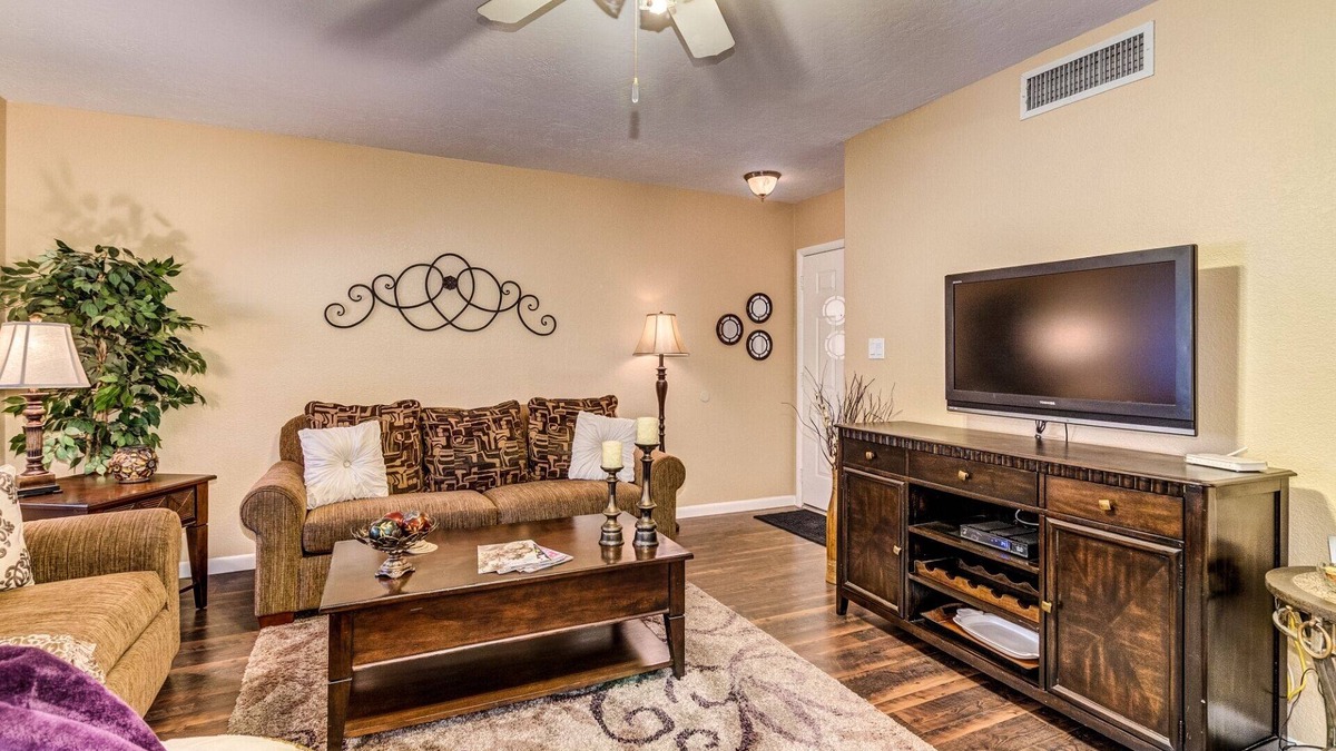 Alta Mesa Community Association House | Discounts available on gorgeous Mesa condo!
