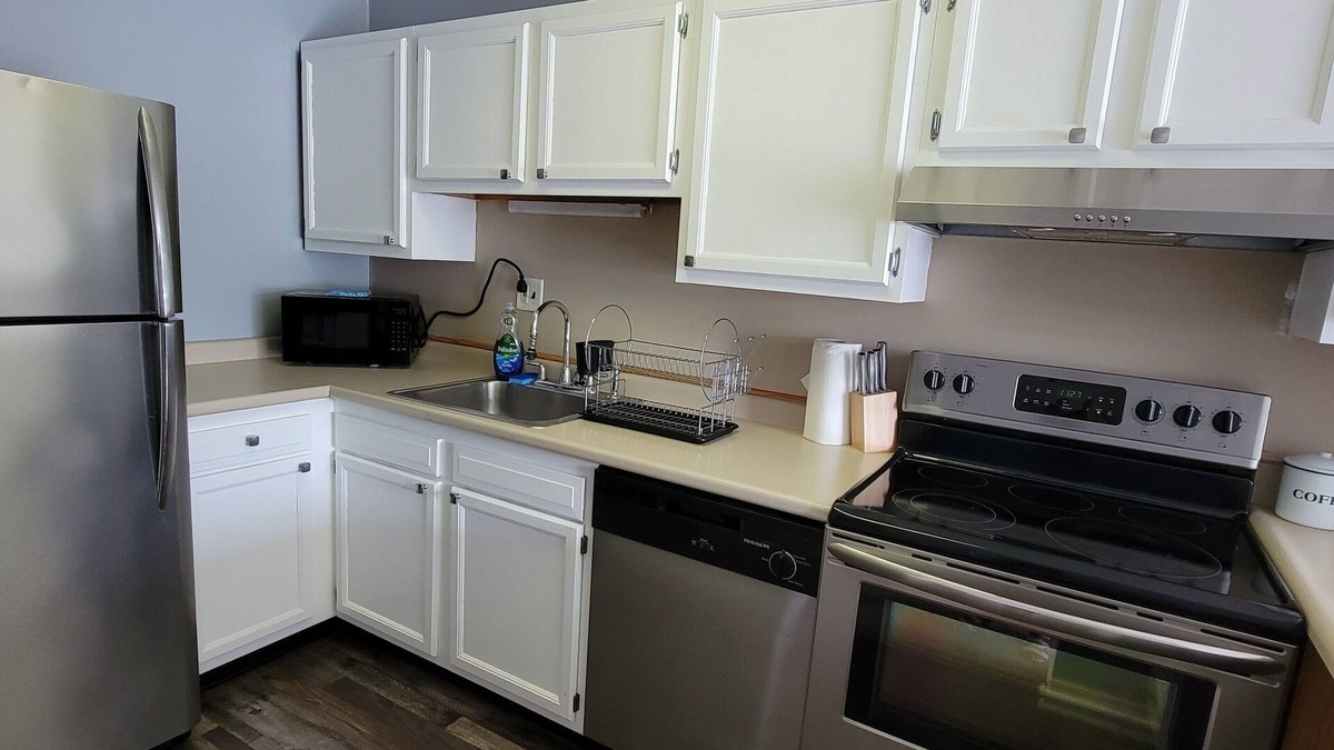 Elkins Park Apartment | Discover a guest-exclusive haven in our modern, spacious apartment