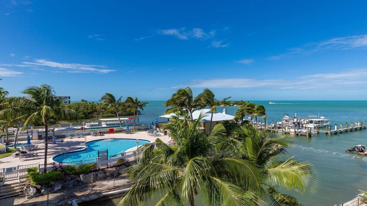 Marathon Resort | Discover Family Fun and Island Adventure at The Hammocks at Marathon-1 Bedroom