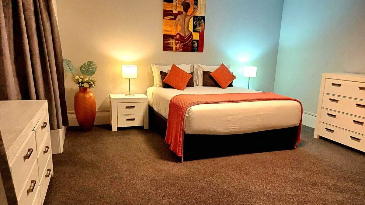 Invercargill Villa | Discover Invercargill from Richmond Villa – Walk to It All