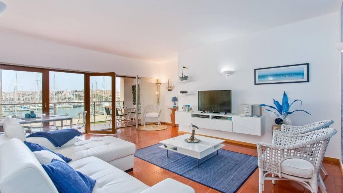 Telheiro Apartment | DISCOVER Marina CAIS - 2 bedroom apartment for Family or Friends