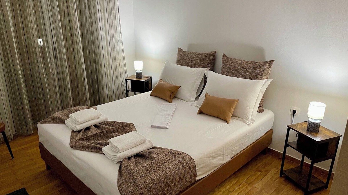 Nea Ionia House | Discover NARIZON Rental Apartment-5 minutes away from the Olympic Stadium (OAKA)
