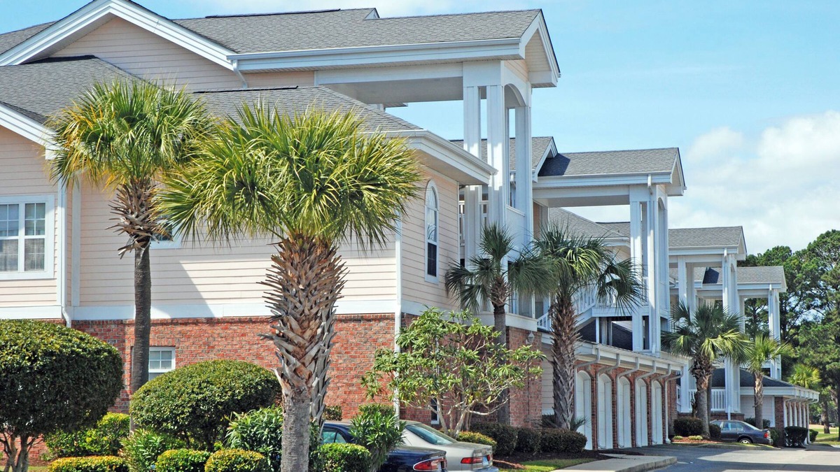 Central Myrtle Beach Condo | Discover our chic 1Br/1.5Ba Golf Villa in a prime spot!
