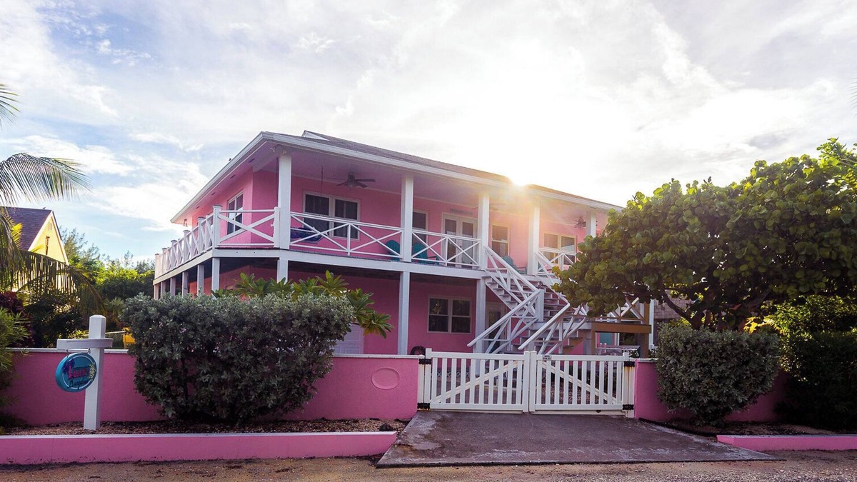 Green Turtle Estates House | Discover Paradise at Lillian’s Bungalows in Abaco