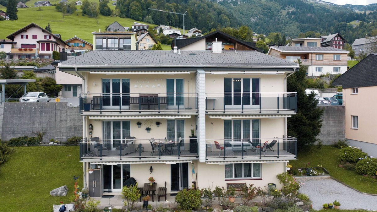 Amden Apartment | "Discover Relaxation and Nature at Apartment Morgensonne!"