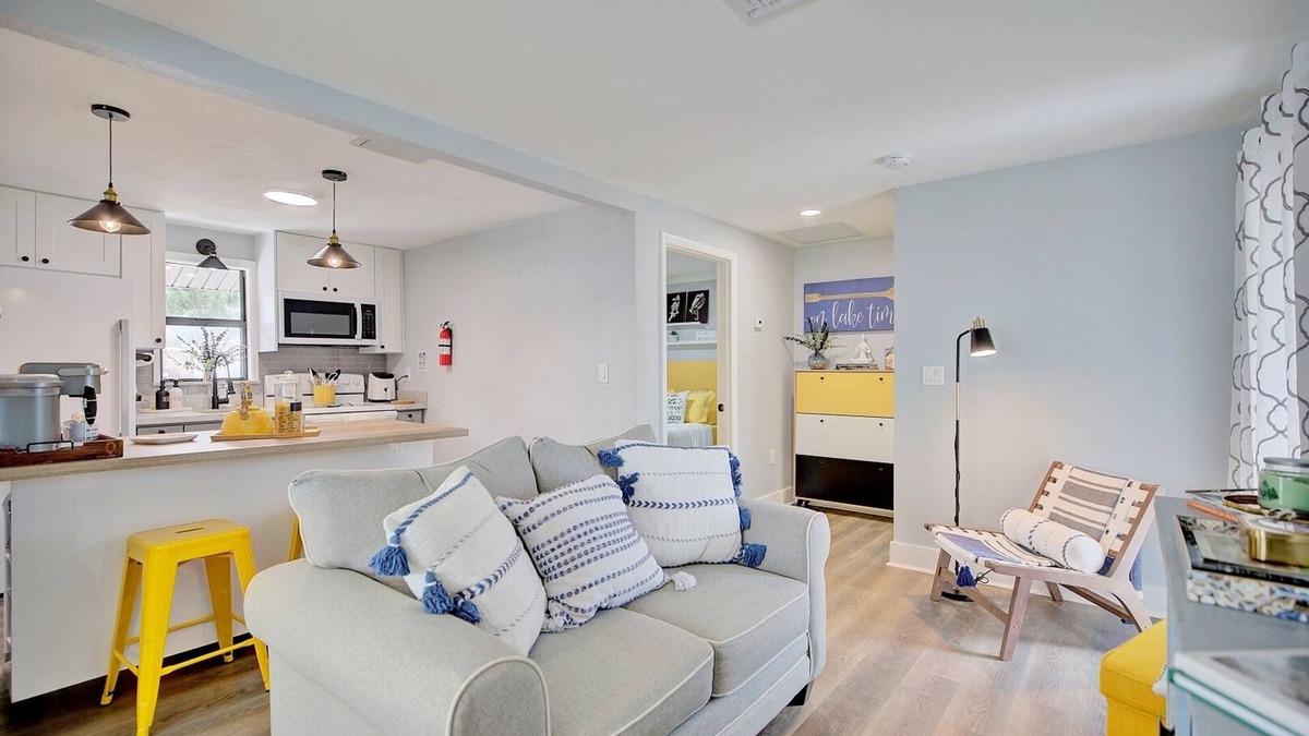 Sebring Cottage | Discover the charm of "The Sebring Sanctuary", a cozy getaway for relaxation .