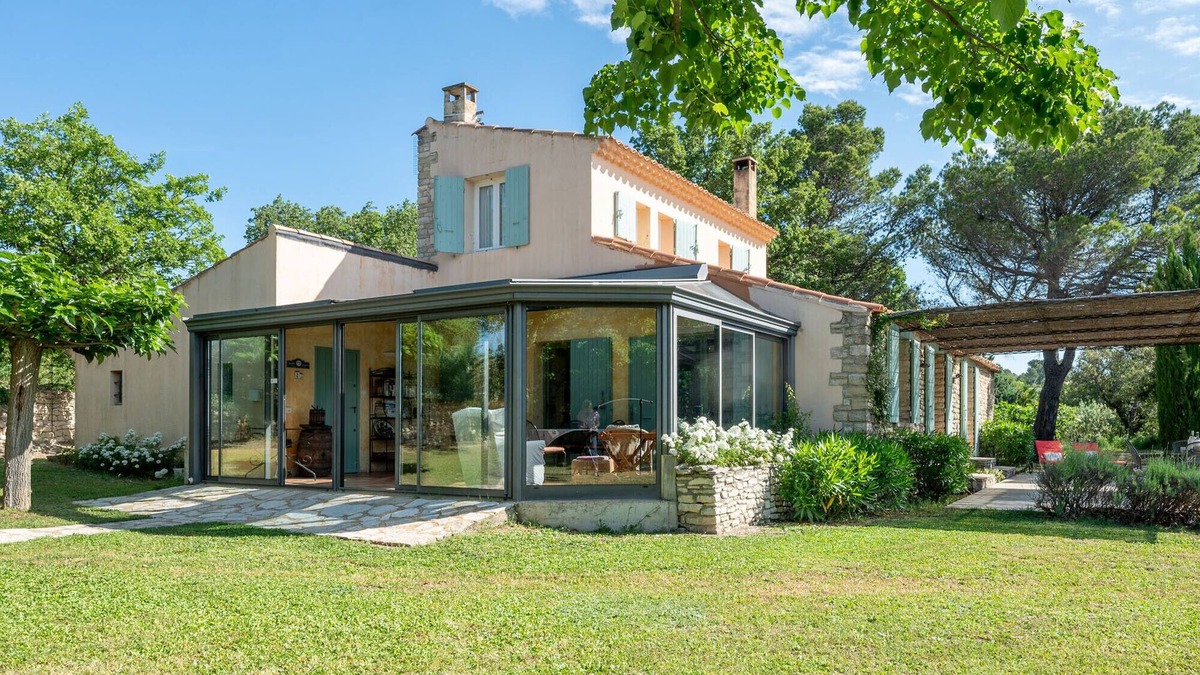 Murs Villa | Discover the Charm of Villa Marius in the Heart of Provence
