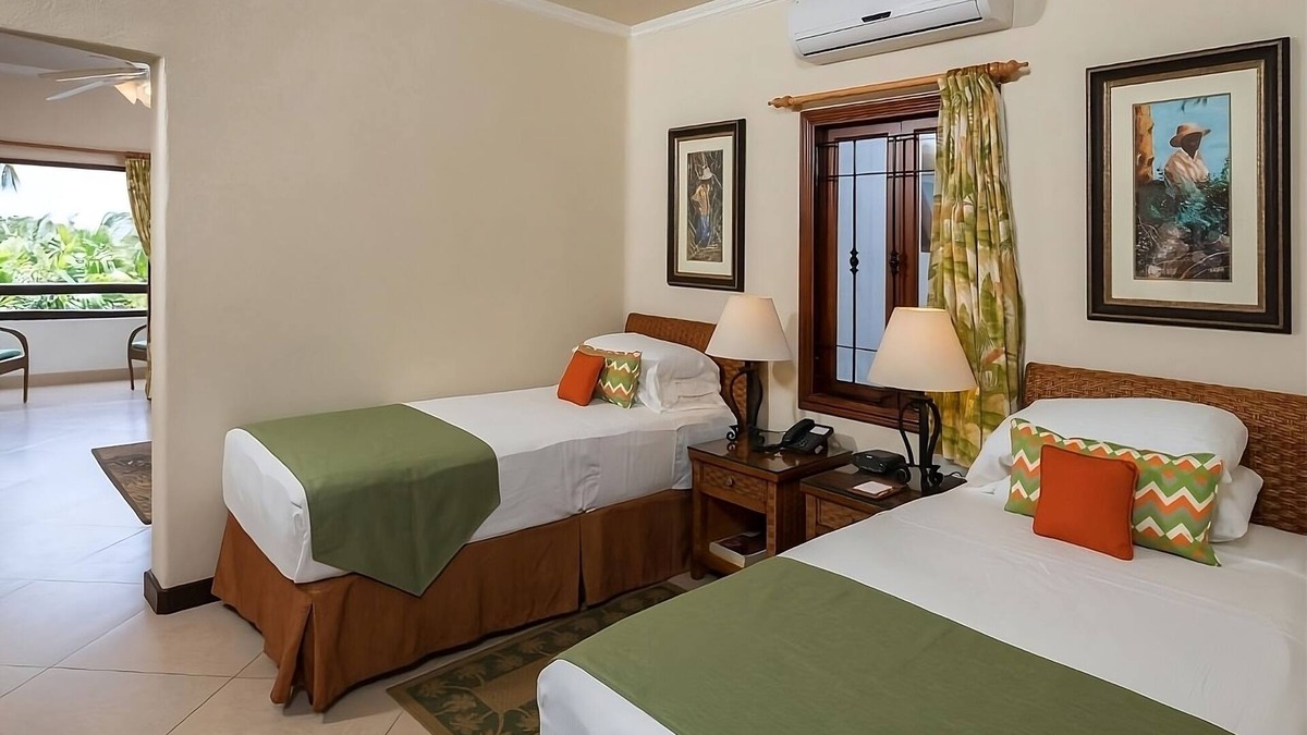 Maynards Hotel | Discover West Coast of Barbados! Relaxing Units Near Cove Bay! Parking!