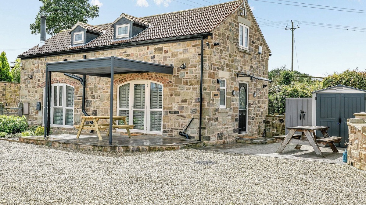 Normanton Cottage | Discover Yorkshire’s charms from this cosy holiday let.