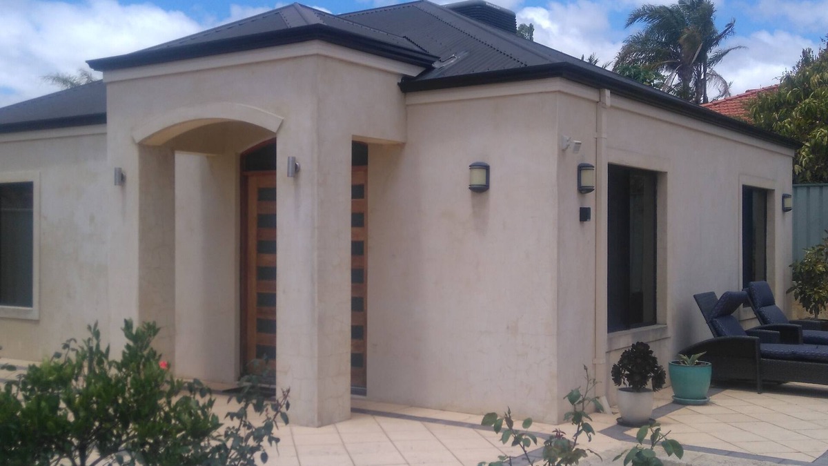 Ballajura House | Discover Your Perfect Getaway: Modern and Cozy Short-Term Stays