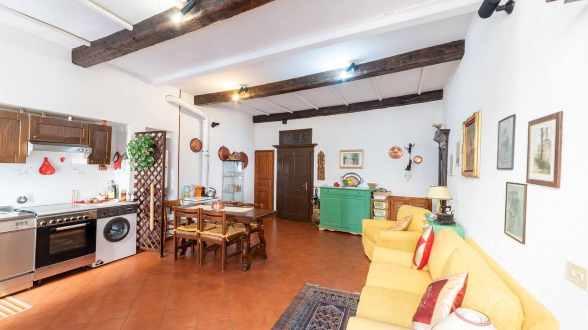 Castel Vittorio Apartment | Discovering Liguria! Castelvittorio Holiday Apt x4