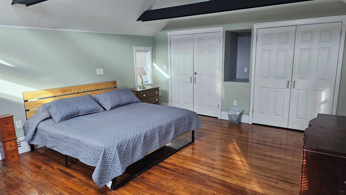 Downtown Buffalo Apartment | Discreet 1 Bedroom getaway