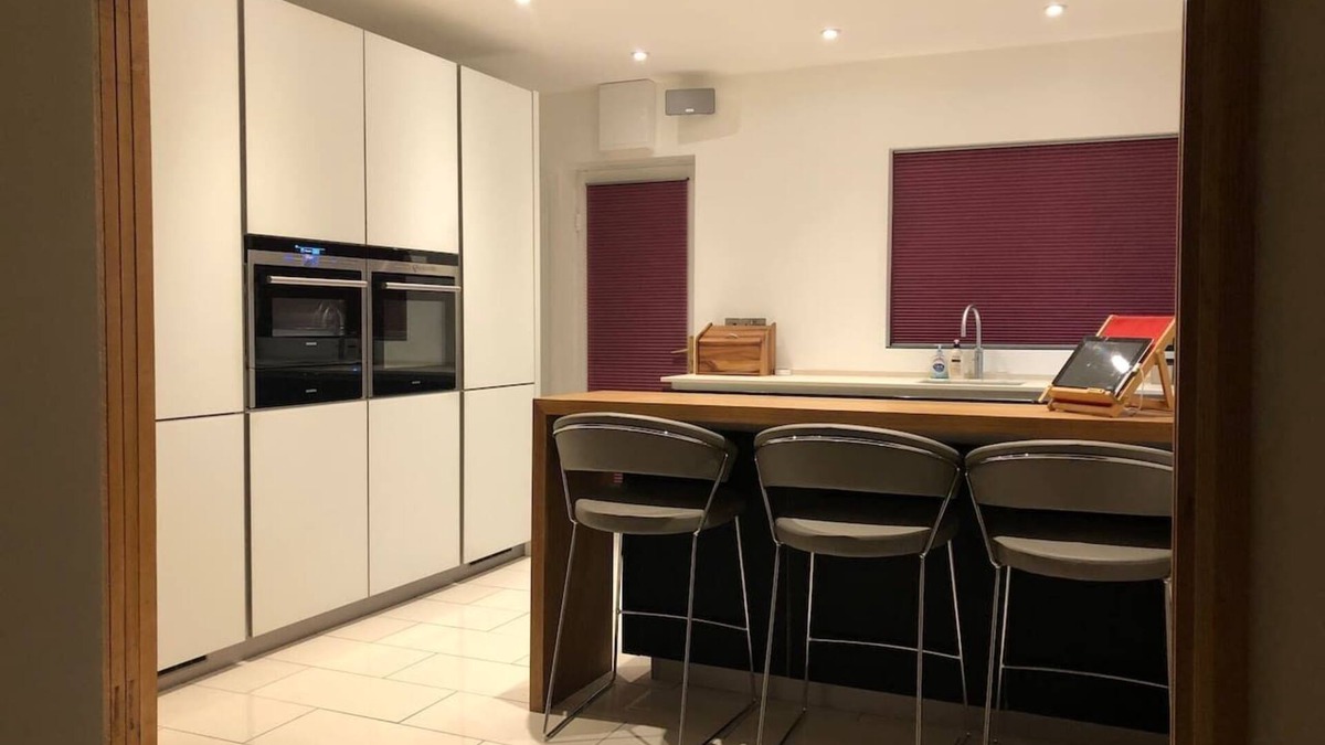 Sallybrook House | Discreet luxury, Super house!