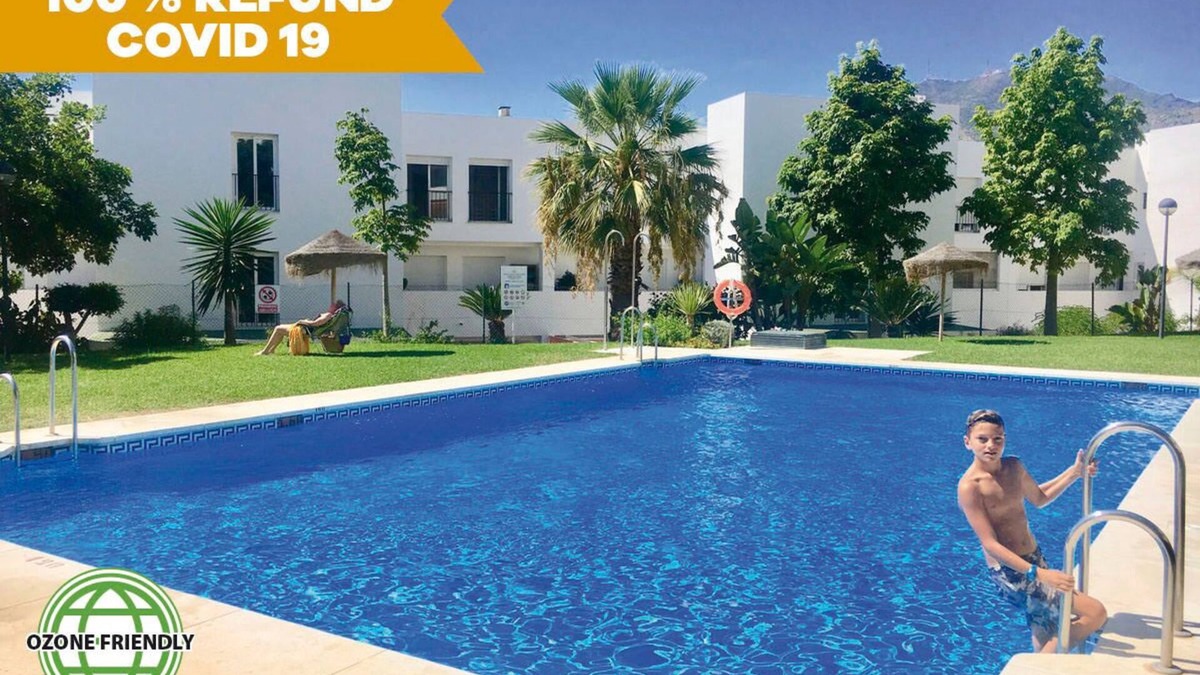 Torrequebrada Apartment | Disinfected Casa CLAUDIA: luxurious, 3 bedrooms, 4 pools, WIFI, AC, beach close
