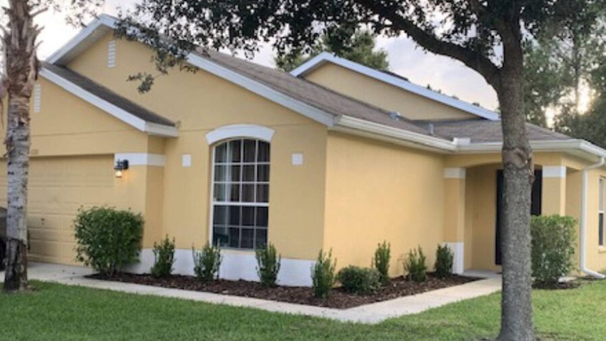 Sandy Ridge Villa | Disney/Universal/Seaworld/Golf 4bed/3bath Villa Pool Heat/wifi Included