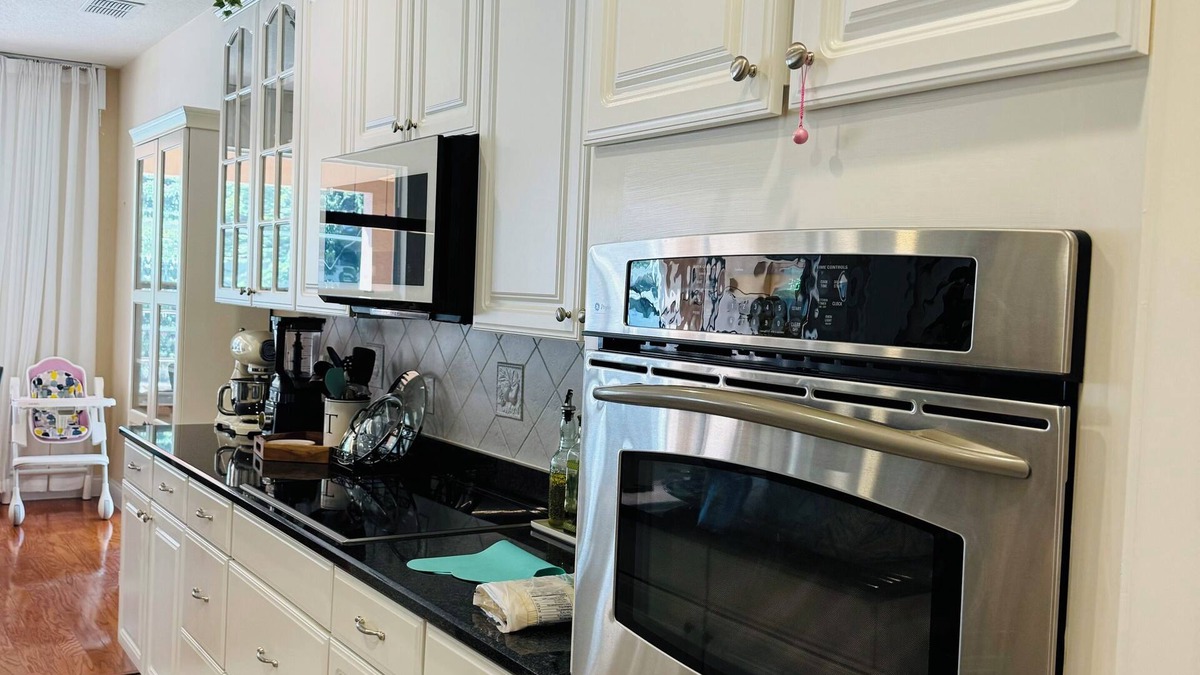 Ocoee House | Disney/Universal/SeaWorld House with FREE WIFI, Private Pool, Gated Community