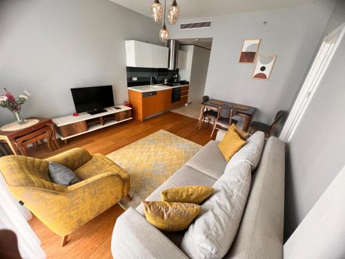 Bagcilar Apartment | Divan Residence - Güneşli Near Ataköy Metro Station