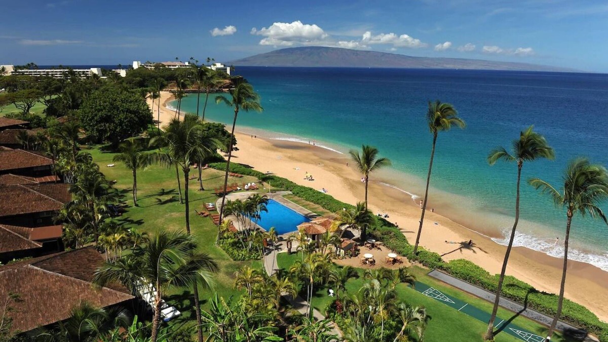 Kaanapali House | Dive Into Your Summer Vacation! 2 Units with Ocean View, Beachfront Location!