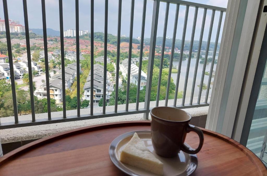 Putrajaya Apartment | Dlake Putrajaya Homestay