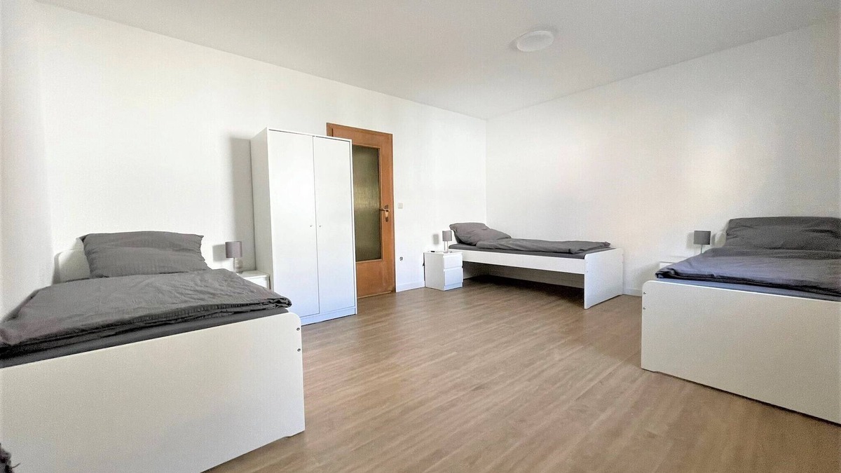 Birkesdorf Apartment | Dn05 - Schöne 2 Zimmer Erdgeschoss-ferienwohnung in Düren, 57qm, 2 Schlafzimmer, Max. 5 Personen