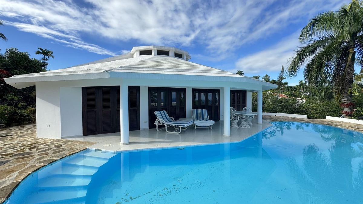 Cabrera House | Shell House a unique bungalow with 14m pool and sea view