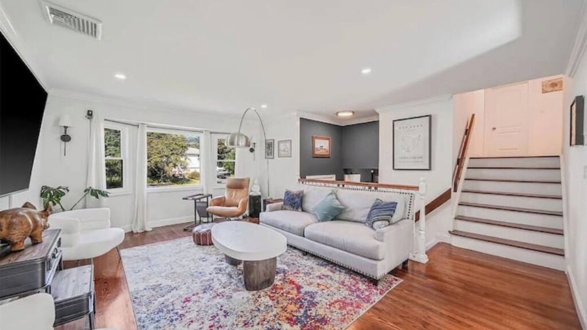 Port Jefferson House | Do not book- Port Jefferson!