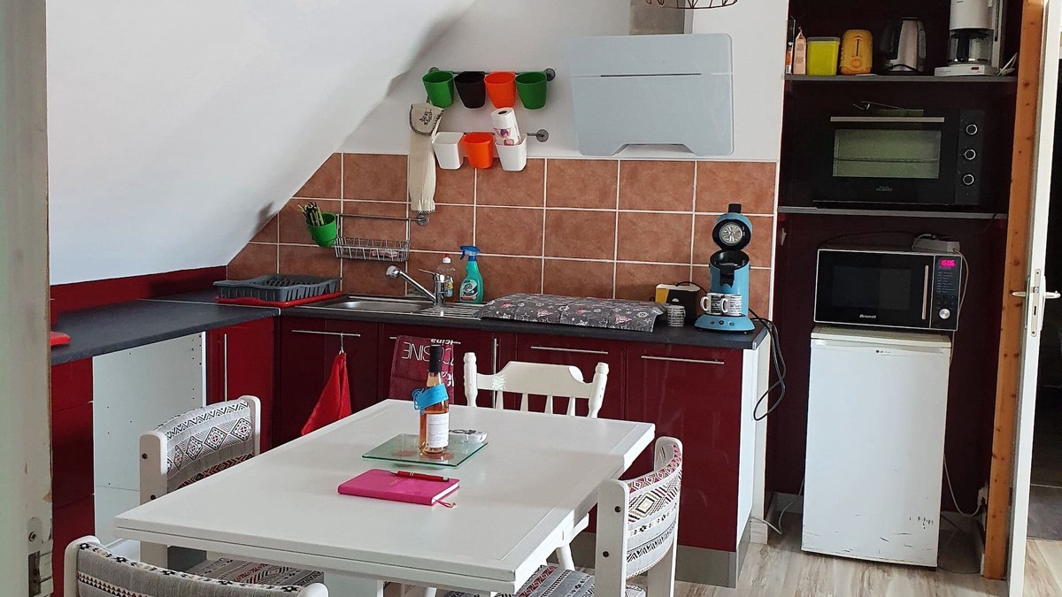 Montoire-sur-le-Loir Apartment | DO NOT TAKE RUE DAVID DOUILLET GO STRAIGHT AHEAD.