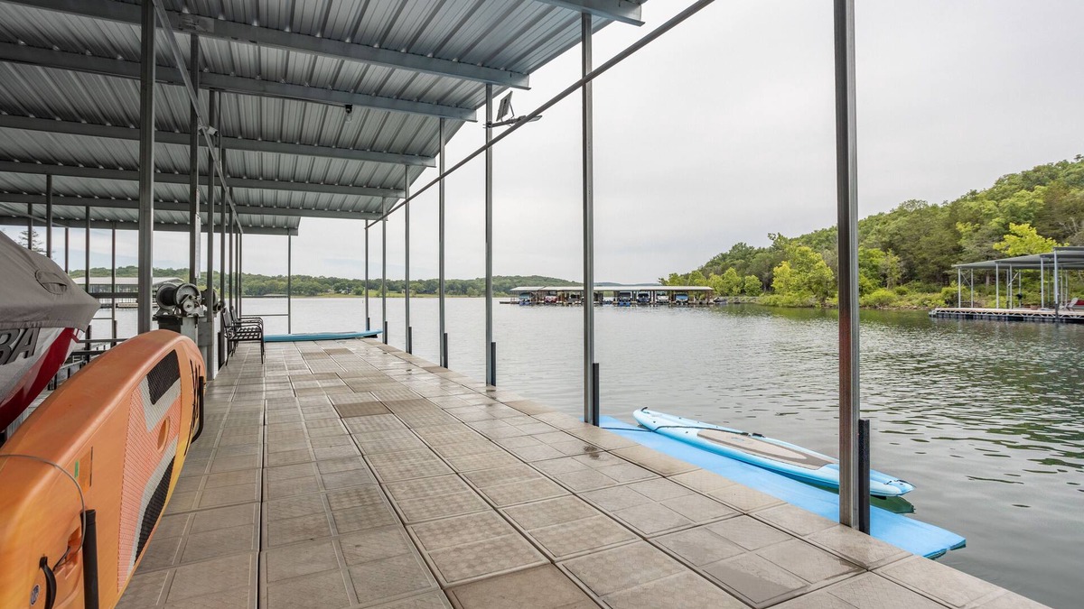 Shell Knob Cabin | Do you have an anniversary coming up? This is the perfect place!