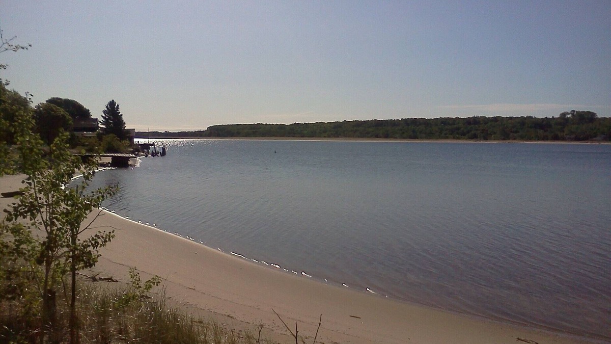 Grand Marais Cabin | Do you want a beach in your backyard? Bayfront!
