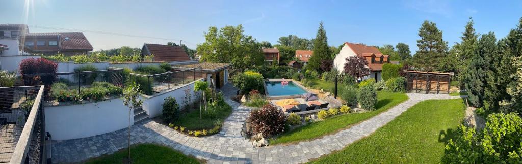 Dolni Vestonice House | DobrýBydlo