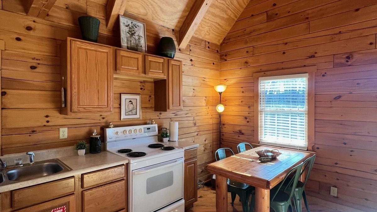 Falls of Rough Cabin | Doc's Place at Rough River