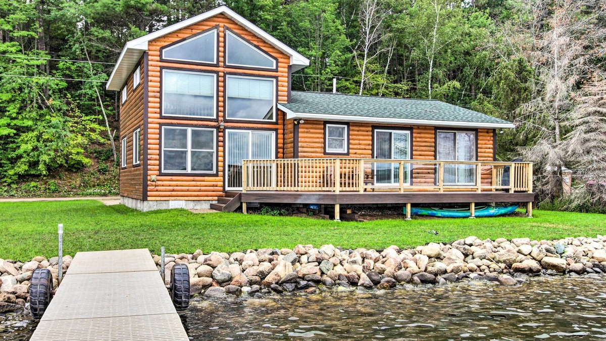 Motley Cabin | Dock & Fire Pit: Shamineau Lake Retreat!