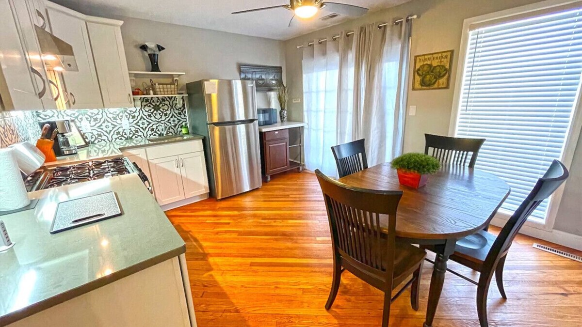 Marietta Condo | Dock Side | 2 Bed Condo Waterfront on Ohio River