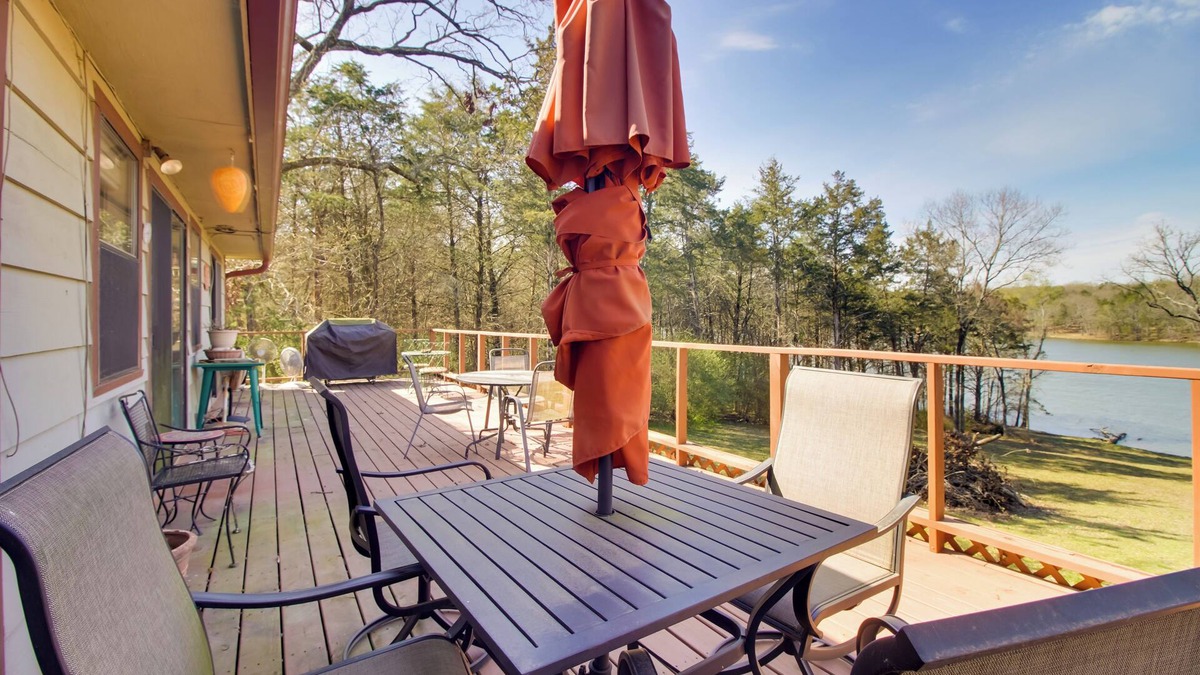 Scranton House | Dock & Water-View Deck: Home on Lake Dardanelle