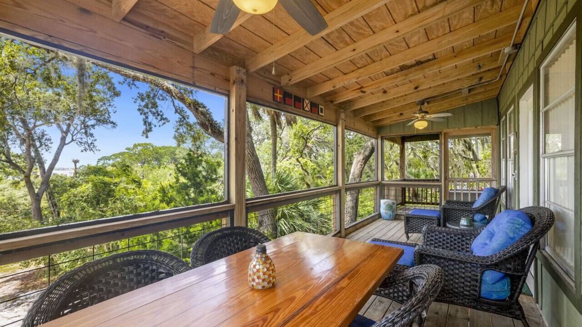 Cedar Key Cabin | Dock * Water View * Screened Deck * 2 Kitchens * Fishing Deck