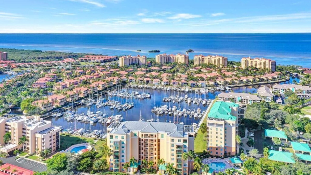 Burnt Store Marina Condo | Dockside Delight - At Burnt Store Marina