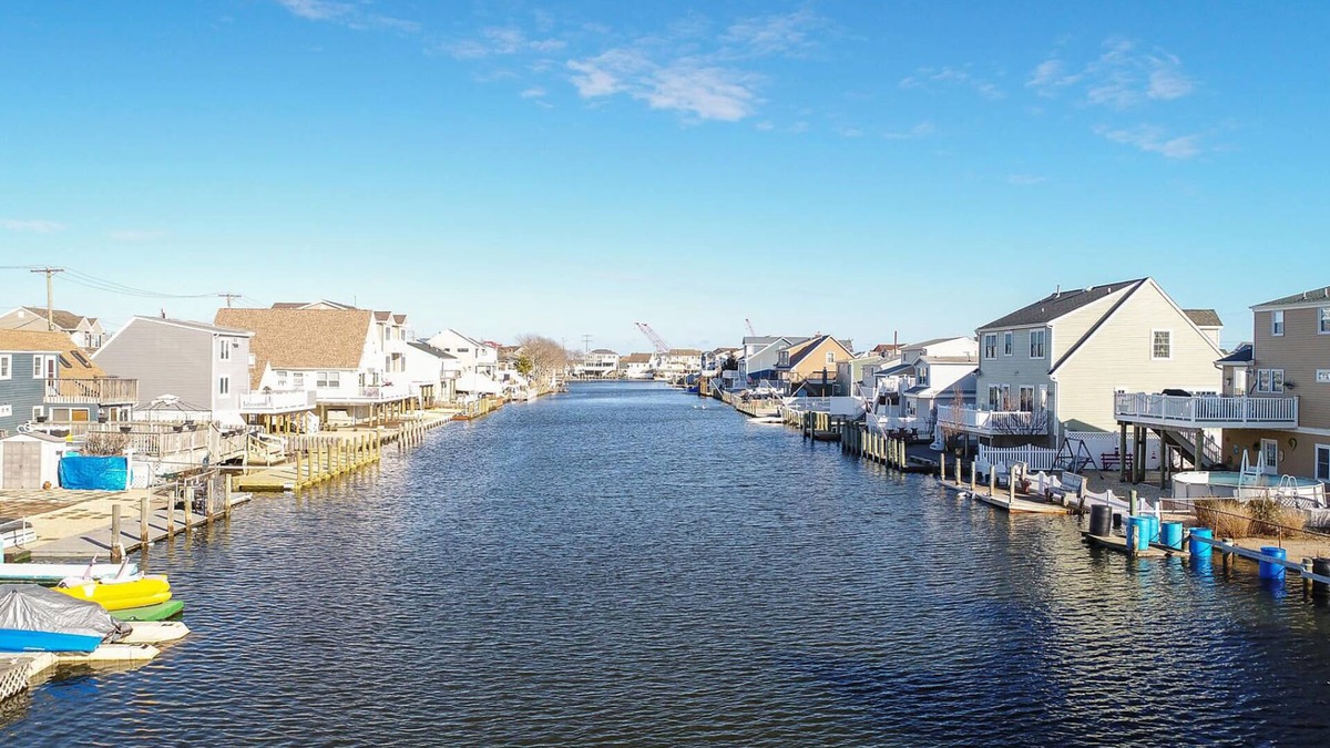 Beach Haven West House | Dockside, lagoon getaway!