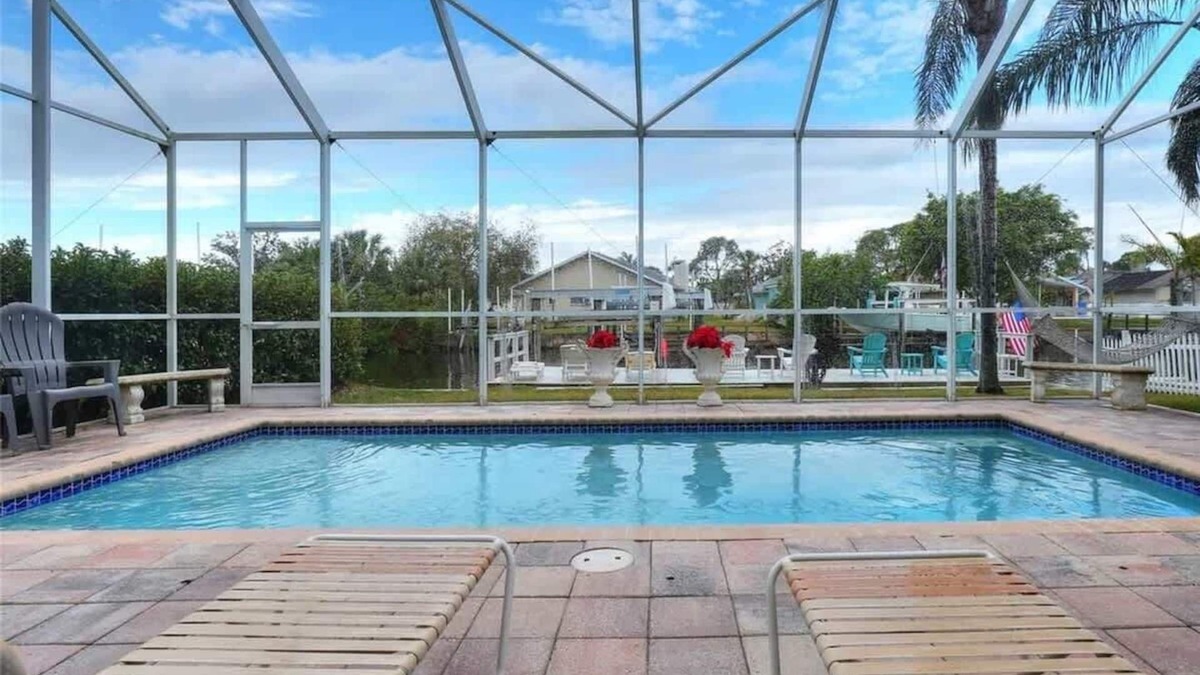 Sea Colony House | Dockside Nook | Waterfront, Dock, Heated Pool
