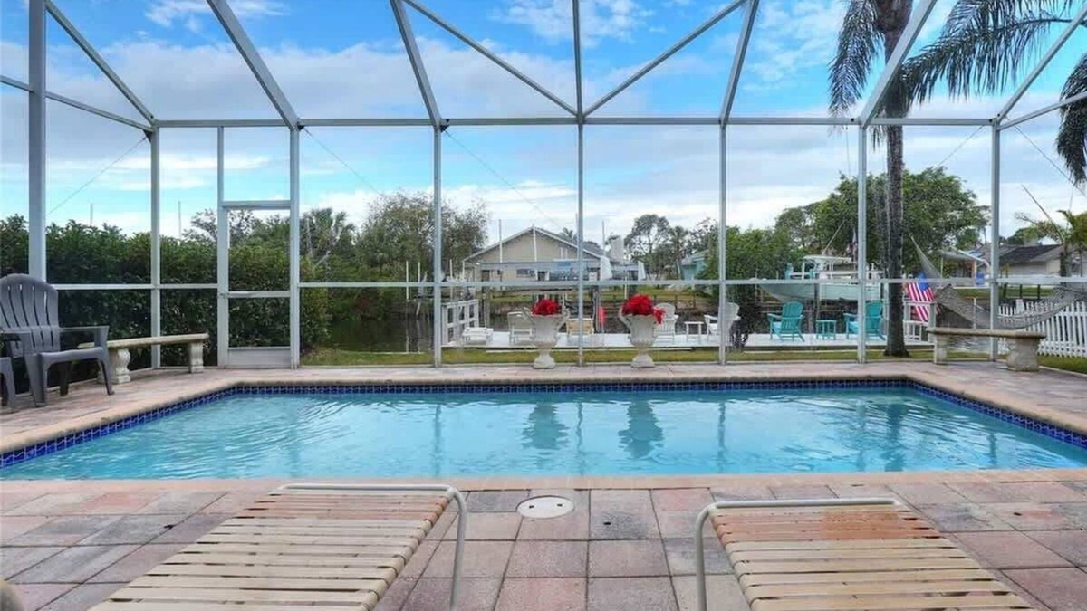 Sea Colony House | Dockside Nook | Waterfront, Dock, Heated Pool