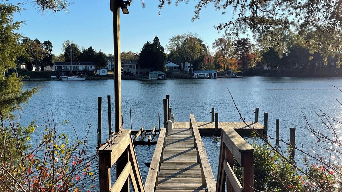 Mount Holly House | Dockside Retreat: Kayaking, paddleboarding, fishing, crabbing right off the dock