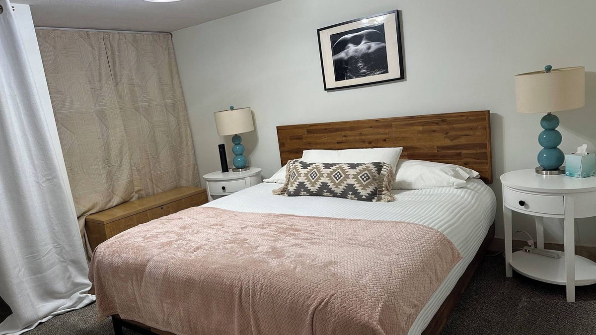 Elk Rapids House | Dog-friendly 1-bedroom duplex in enchanting Elk Rapids