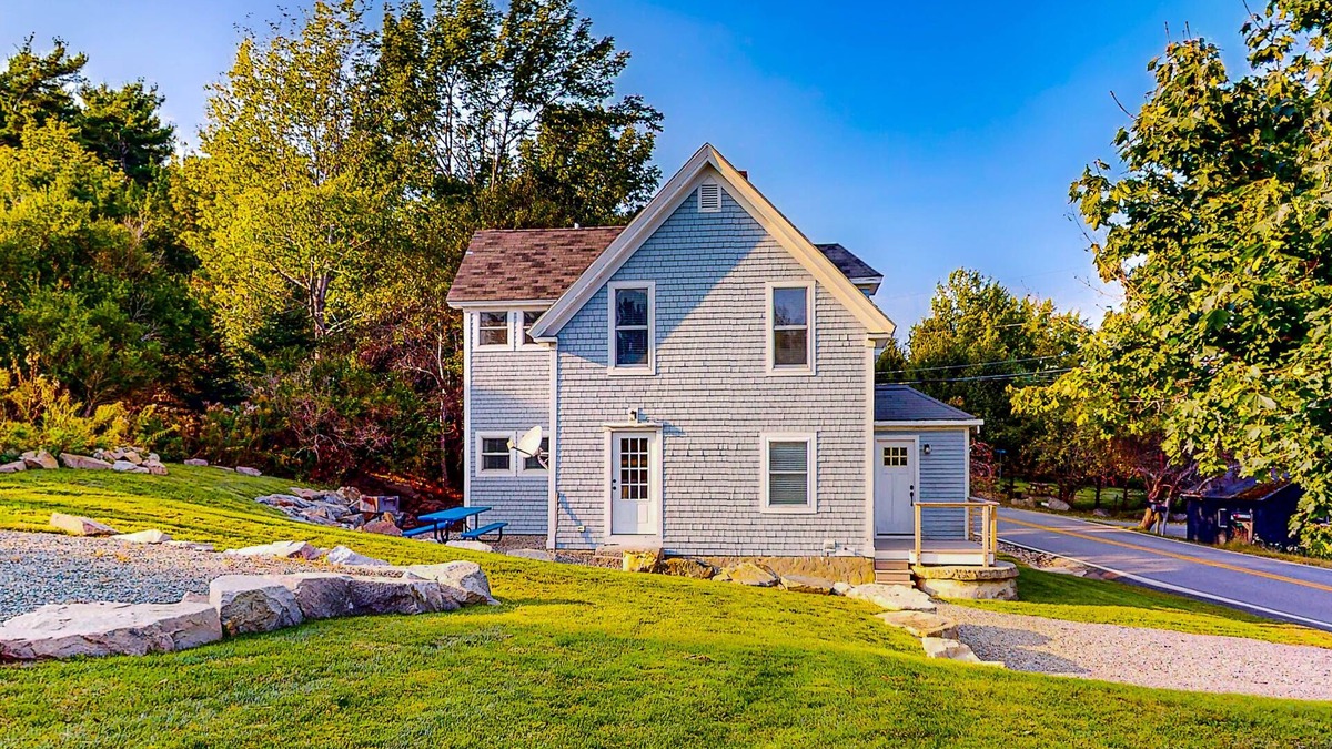 Hall Quarry House | Dog-friendly 2-story home near the ocean with firepit, washer/dryer, deck, & AC
